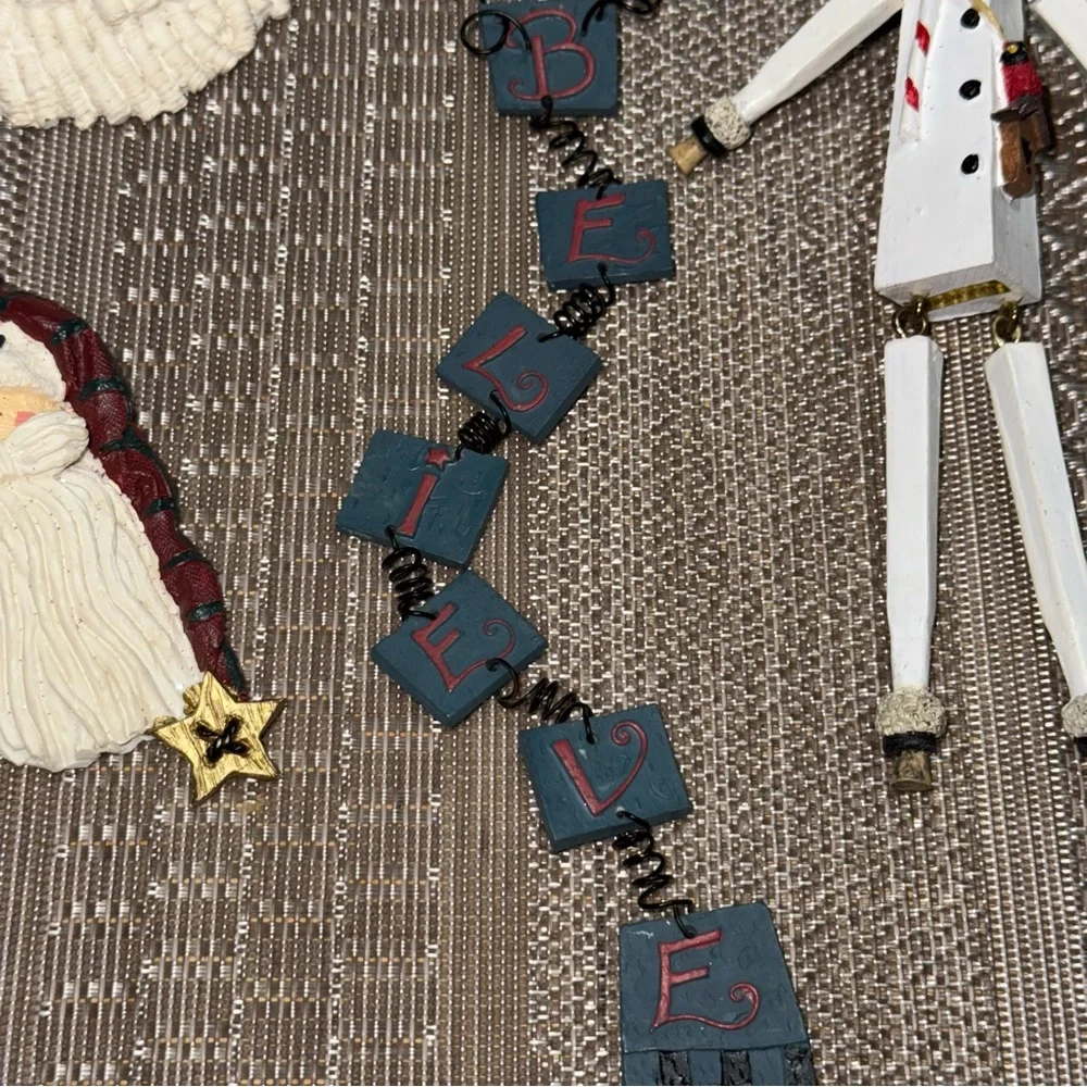 Festive Christmas Ornaments bundle‎ of 6 different pieces